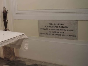 Ferentino Lapide sepoltura Don Giuseppe Morosini b (1)